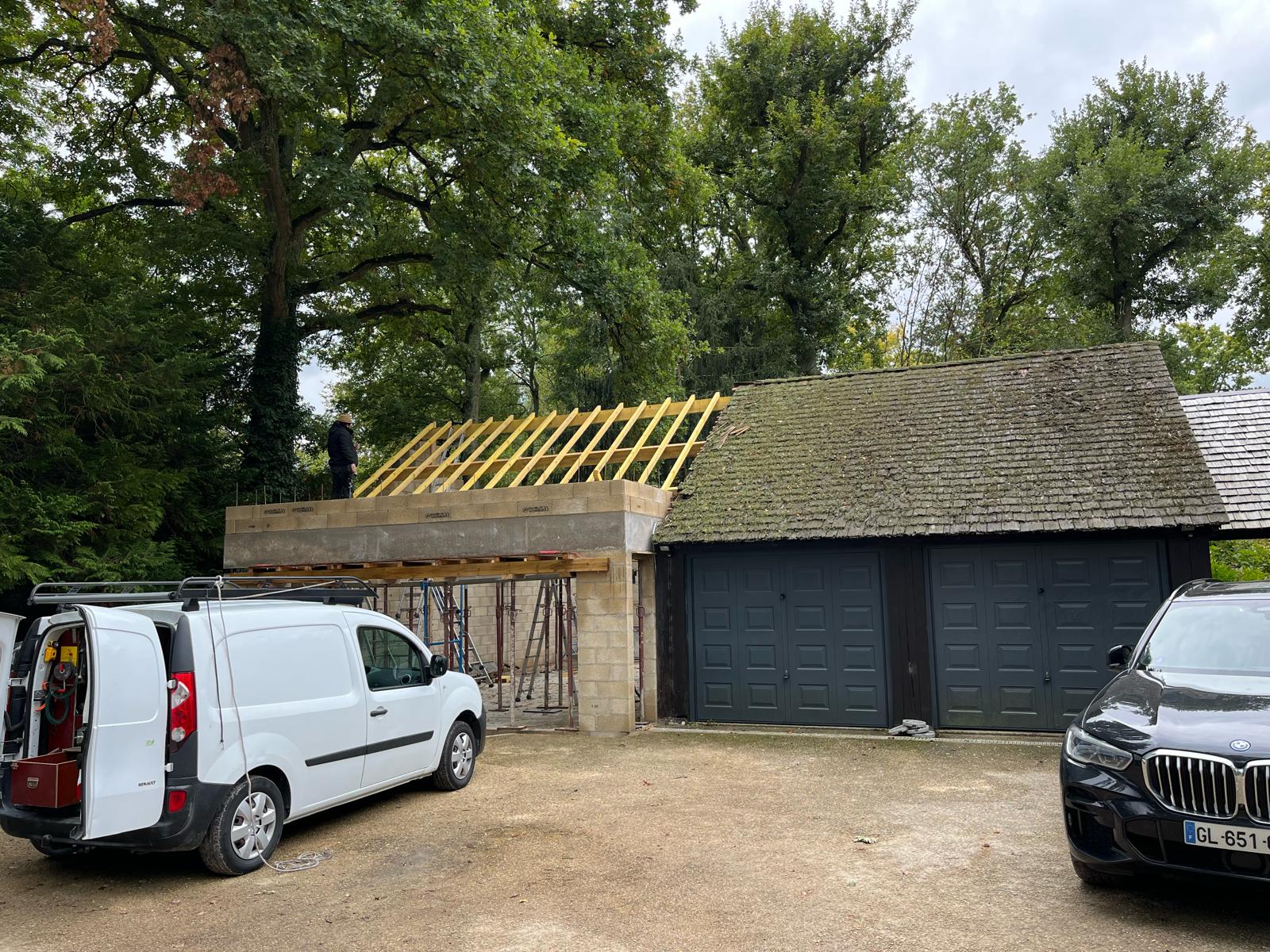 Artisan couvreur, charpentier, ramoneur à Chantilly (60500)